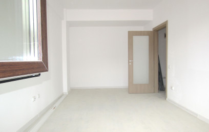 Apartament de vanzare, 3 camere,  semidecomandat ,  60 mp , Apartamente Noi Iasi,  (Soseaua Nicolina) 147375